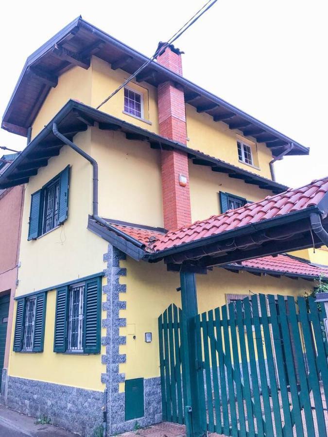 La Villa Di Bambi Vanzago ภายนอก รูปภาพ